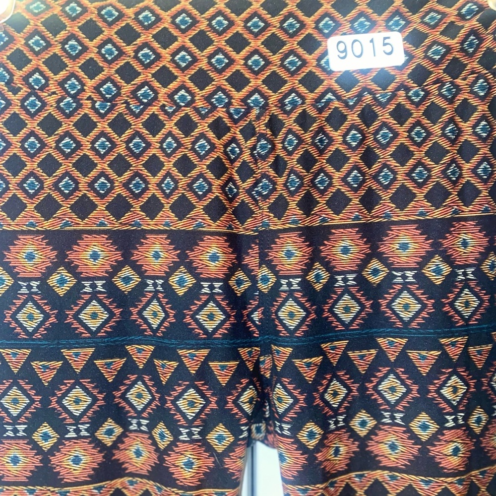 9015 - NEW LuLaRoe Aztec OS Leggings - Picture 2 of 4